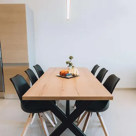 Rhodes Port Haven Daire *